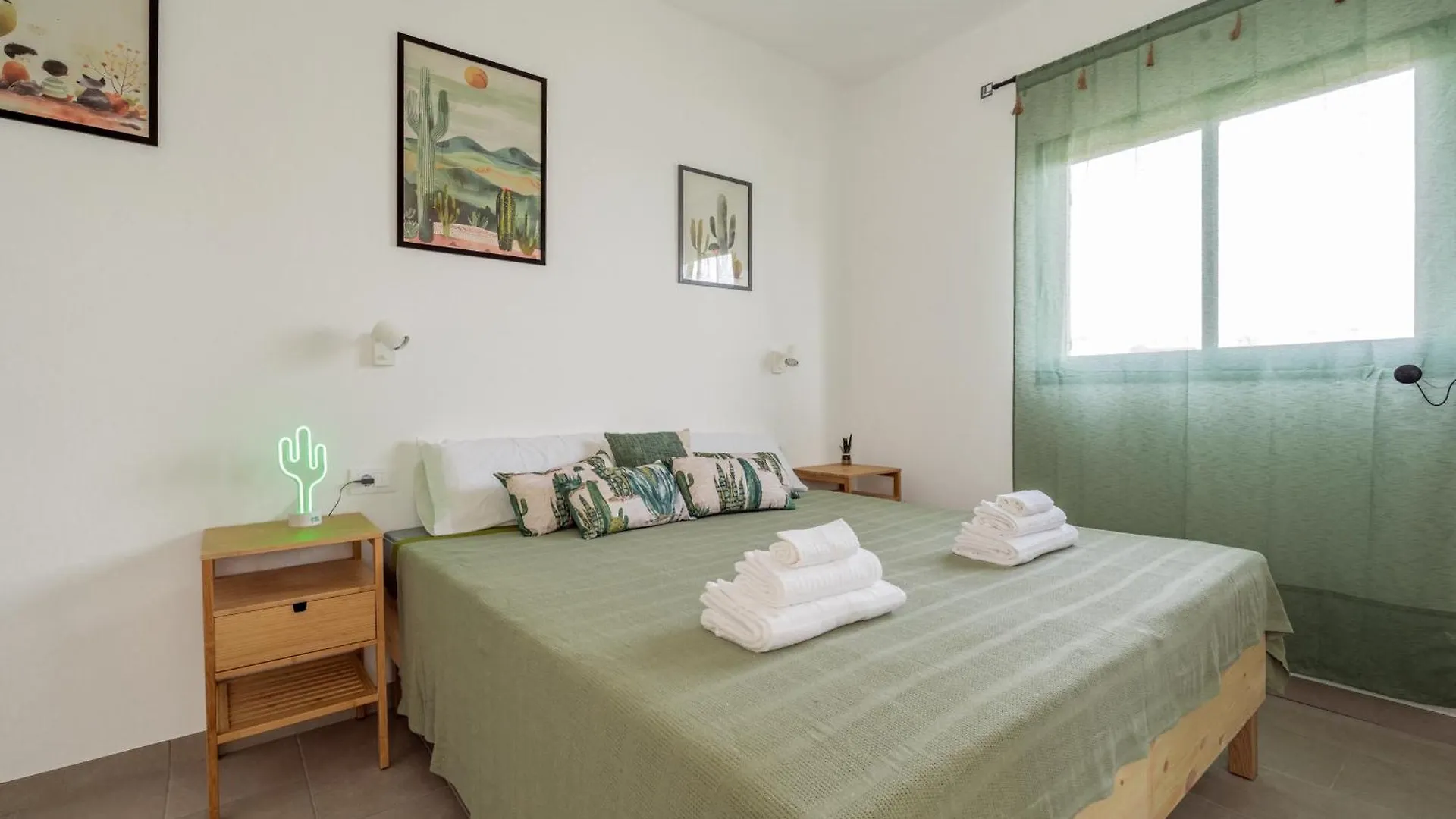 Casa Cactus Villa Villaverde